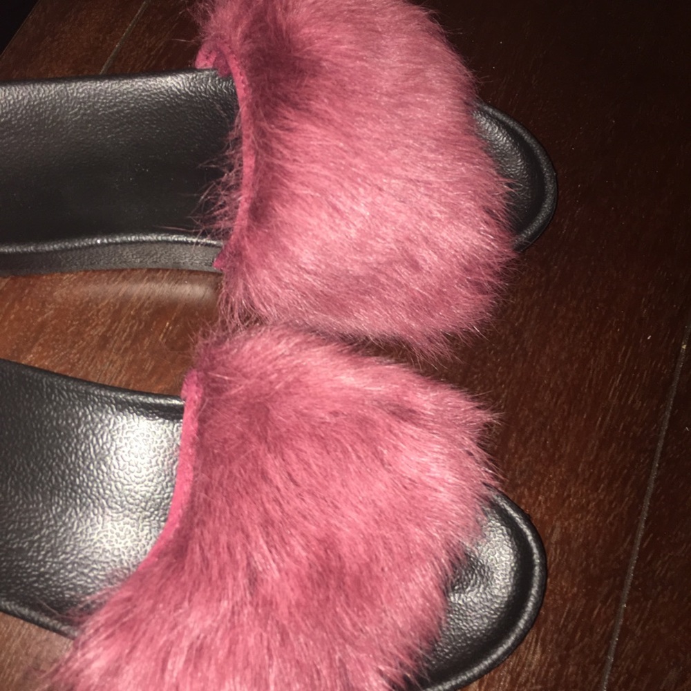 Ugg Fur Slides